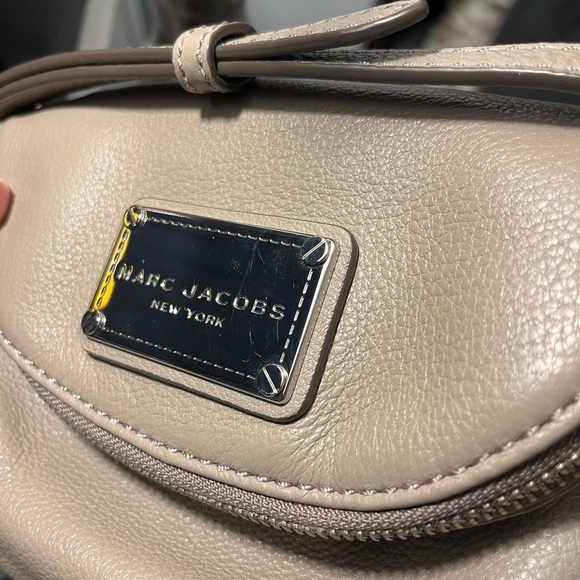 Marc Jacobs Leather Crossbody Purse - Picture 9 of 11